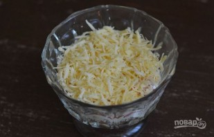 Салат из семги с сыром - фото шаг 5
