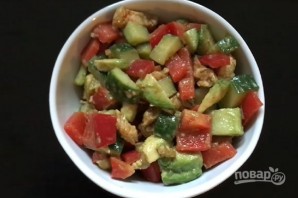Салат из курицы и авокадо - фото шаг 7