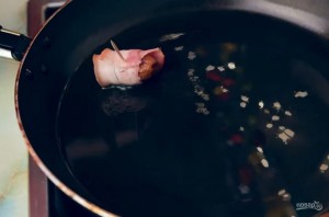 Финики в беконе (закуска) - фото шаг 2