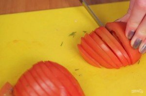 Жареный лаваш с сыром и помидорами - фото шаг 1