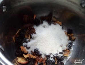 Компот из сухофруктов для беременных - фото шаг 2