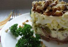 Салат «Принц» с говядиной и орехами