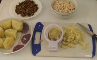 Салат из курицы и шампиньонов - фото шаг 5