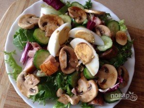 Салат из куриной грудки с грибами - фото шаг 9