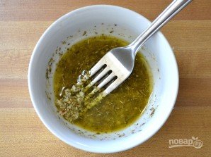 Салат с белой фасолью консервированной - фото шаг 5