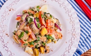 Салат с маринованными мидиями - фото шаг 6