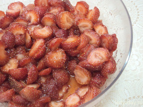 блинчики с клубникой