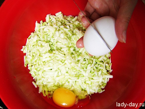 кабачки и яйца