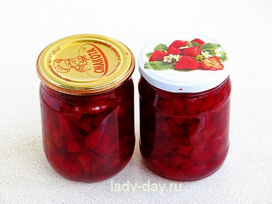 Варенье из ревеня и клубники 