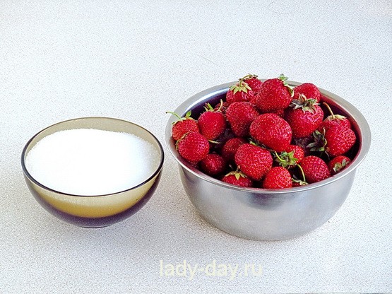 Клубничное варенье-пятиминутка 1