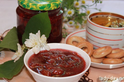Клубничное варенье
