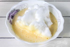 Омлет-суфле - фото шаг 3