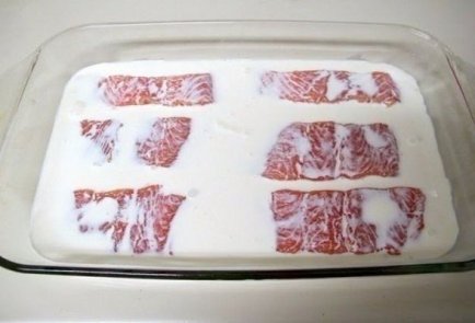 Филе горбуши с зеленью в сливках