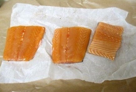 Филе горбуши с зеленью в сливках