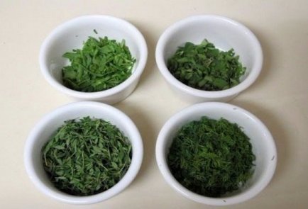 Филе горбуши с зеленью в сливках