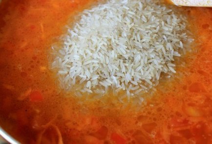 Куриные ножки с рисом и овощами по-каталонски