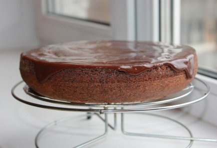 Шоколадно-карамельный бисквит на минералке