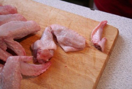 Куриные крылья в пикантном кисло-сладком соусе