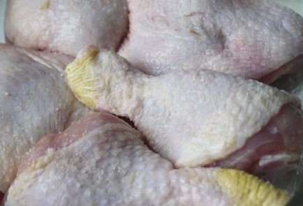 Куриные ножки с грибами и специями