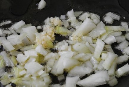 Фетучини с семгой в сливочном соусе и пармезаном