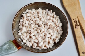 Быстрый куриный пирог со шпинатом и грибами - фото шаг 2