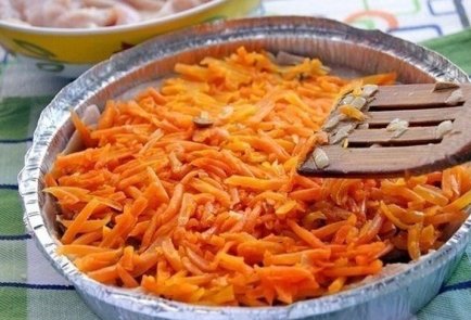 Пирог «Чайная роза» с курицей и грибами