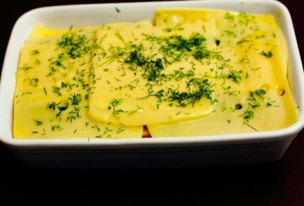 Хлебный укропно-сырный пирог