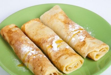 Вкусные блины на молоке с яблочным припеком