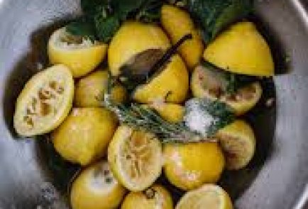 Лимонад с мятой и розмарином