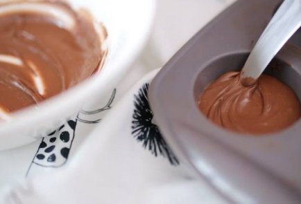 Сладкий бургер с фруктами