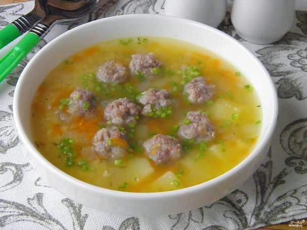 Любимые с детства: 10 супов с фрикадельками