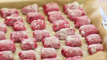 Клёцки из свеклы - фото шаг 6