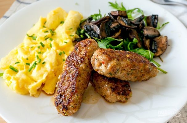 kolbaski_iz_svinini_s_petrushkoi-475447