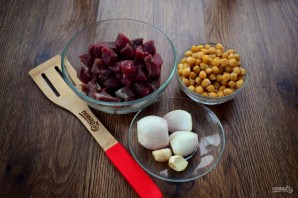 Нут с говядиной и овощам - фото шаг 1