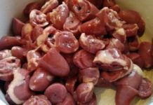 Овощное рагу с куриными сердечками