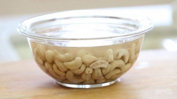 Паста с брокколи и кешью - фото шаг 1