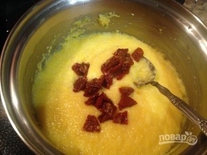 Полента с вялеными помидорами в беконе - фото шаг 4