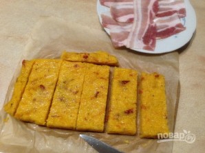 Полента с вялеными помидорами в беконе - фото шаг 7