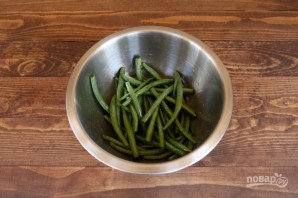 Салат с фасолью и свеклой - фото шаг 1