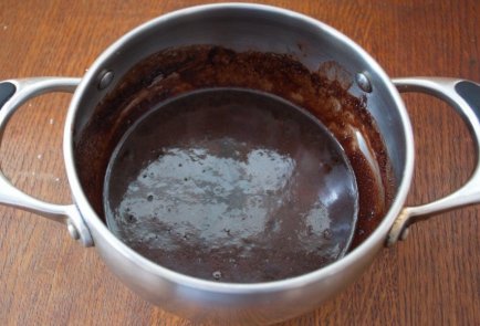 Ореховая колбаска с печеньем и какао