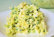 САЛАТ С КАПУСТОЙ И ПЛАВЛЕННЫМИ СЫРКАМИ