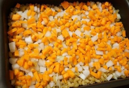 Макаронная запеканка с фаршем в томатном соусе