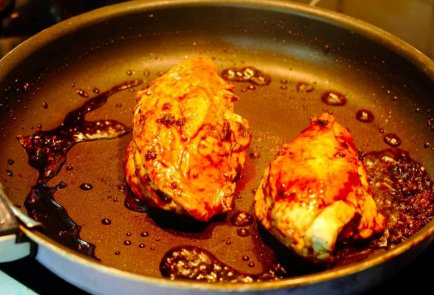 Куриные грудки на пару в соевом соусе