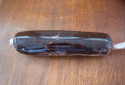 Ореховая колбаска с печеньем и какао