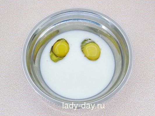 молоко и яйца