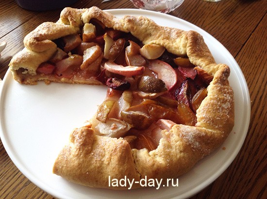 Галета с фруктами