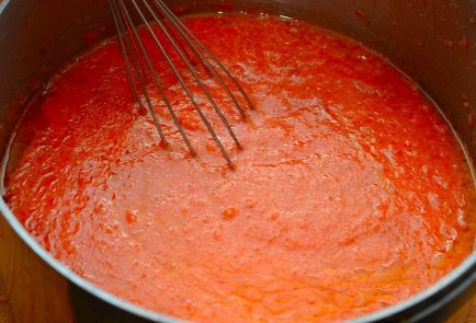 Гаспачо с сухариками и сладким перцем