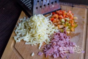 Горячие бутерброды под сыром - фото шаг 2