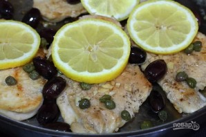 Куриная грудка с лимоном на сковороде - фото шаг 4