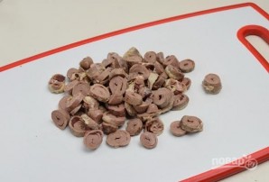 Салат из куриных сердечек - фото шаг 3